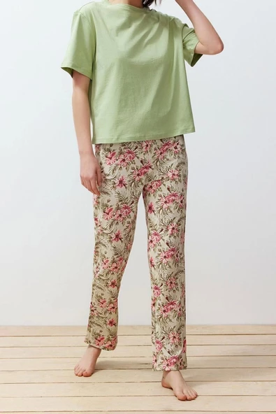Kadın %100 Pamuk Bisiklet Yaka Kısa Kol %100 Pamuk Çiçekli Örme Pijama Takımı - 3