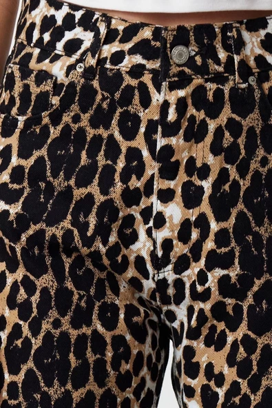 Kadın Yeni Moda Geniş Paça Regular Boy Dokuma Leopar Desenli Düz Kesim Pantolon - 4
