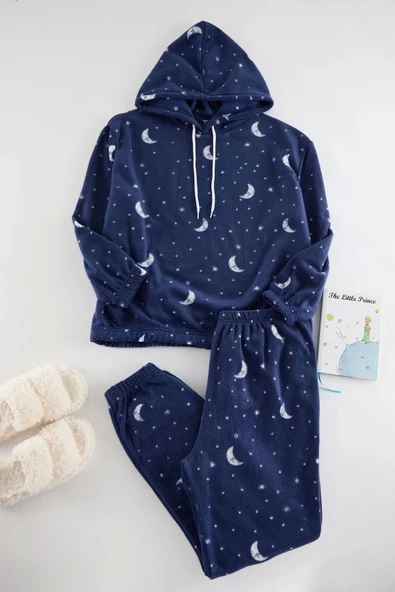 Kadın Moda Şık Büyük Beden Kapüşonlu Lastikli Paça Uzun Kol Galaksi Desenli Polar Örme Pijama Takımı