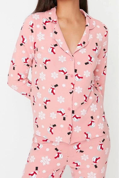 Kadın Moda Şık Gömlek Yaka Boru Paça Uzun Kol %100 Pamuk Yılbaşı Temalı Örme Pijama Takımı - 2