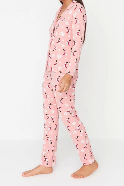 Kadın Moda Şık Gömlek Yaka Boru Paça Uzun Kol %100 Pamuk Yılbaşı Temalı Örme Pijama Takımı - 4