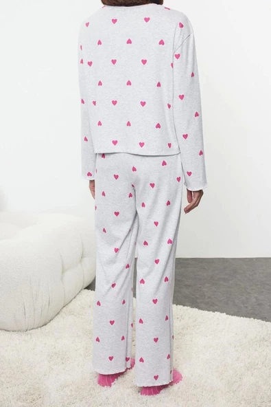 Kadın Moda Şık Bisiklet Yaka Geniş Paça Uzun Kol Kalpli Baskılı Lastikli Örme Pijama Takımı - 4