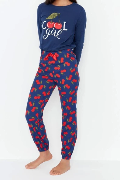 Kadın Moda Şık Bisiklet Yaka Boru Paça Uzun Kol %100 Pamuklu Kiraz Baskılı Örme Pijama Takımı - 5