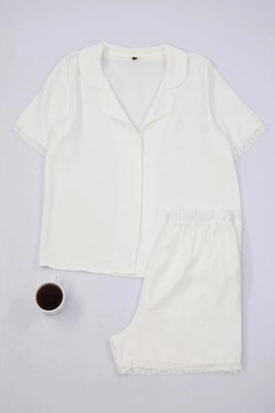 Kadın Moda Şık Gömlek Yaka Boru Paça Kısa Kol Dantel Detaylı Viskon Dokuma Pijama Takımı