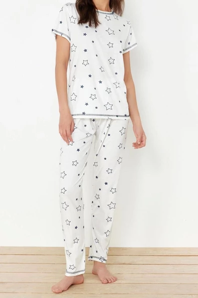 Kadın Moda Şık Bisiklet Yaka Boru Paça Kısa Kol Yıldız Desenli Örme Pijama Takımı