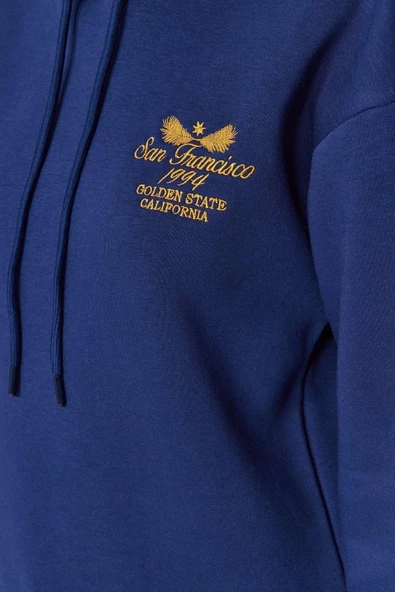 Kadın Kapüşonlu Düşük Kol Standart Normal Kalıp Nakışlı Kalın Polarlı Örme Sweatshirt - 5