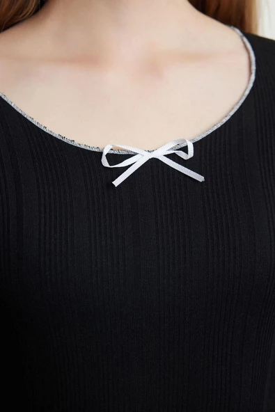 Kadın Moda Şık Mini Boy Havuz Yaka Slim Fitted Vücuda Oturan Fiyonk Detaylı Örme Elbise - 4
