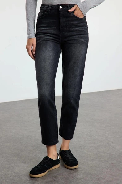 Kadın Moda Şık Kot Pantolon Boru Paça Uzun Boy Denim Yüksek Bel Slim Mom Jeans