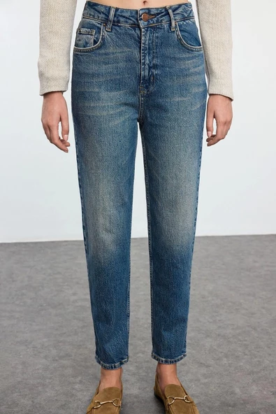 Kadın Moda Şık Kot Pantolon Boru Paça Uzun Boy Denim Soluk Vintage Yüksek Bel Slim Mom Jeans