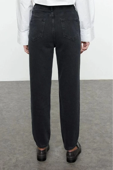 Kadın Moda Şık Kot Pantolon Boru Paça Uzun Boy Denim Taşlı Yüksek Bel Mom Jeans - 4