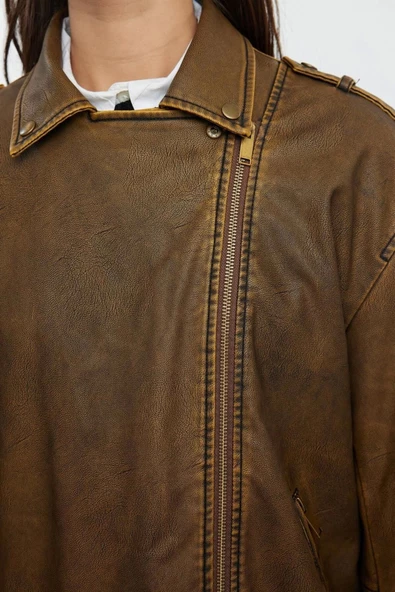 Kadın Moda Şık Oversize Ceket Yaka Standart Düz Astarlı Yıkama Efektli Suni Deri Biker Ceket Mont - 5