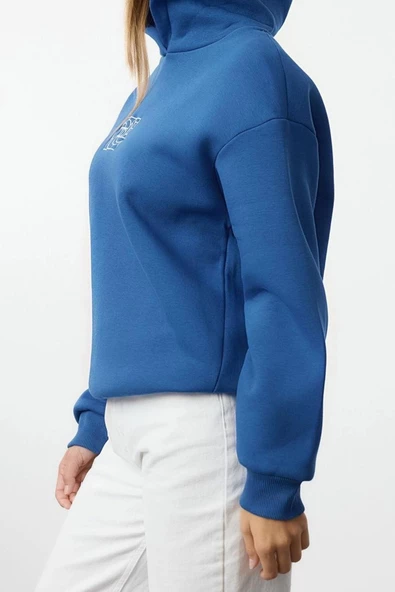 Kadın Moda Şık Bol Kapüşonlu Düşük Kol Uzun Geniş Kalıp Nakışlı Kalın İçi Polarlı Örme Sweatshirt - 3