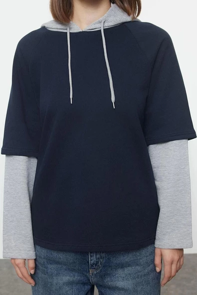 Kadın Moda Şık Bol Kapüşonlu Düşük Kol Uzun Geniş Kalıp Kol Detaylı Kalın Örme Sweatshirt