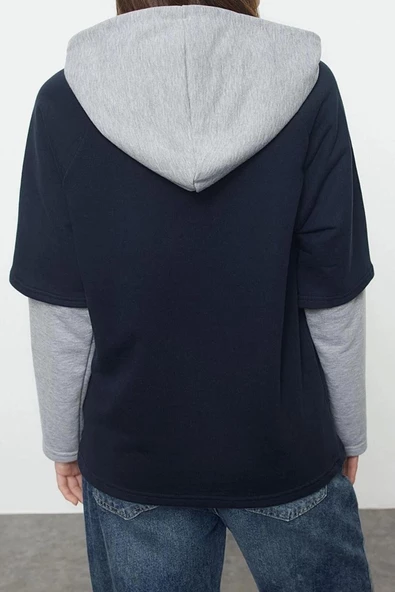 Kadın Moda Şık Bol Kapüşonlu Düşük Kol Uzun Geniş Kalıp Kol Detaylı Kalın Örme Sweatshirt - 5