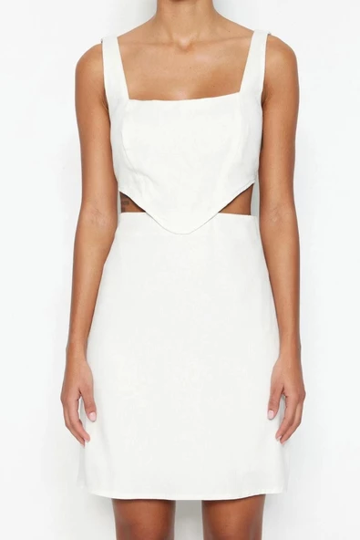 Kadın Moda Mini Boy Kare Yaka Relaxed A-Kesim Pamuklu Pencere Cut Out Detaylı Detaylı Dokuma Elbise