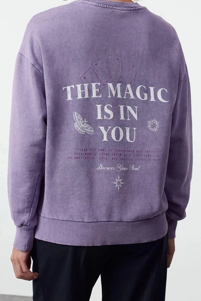 Kadın Moda Bol Bisiklet Yaka Düşük Kol Uzun Ön ve Sırt Baskılı Yıkamalı Geniş Kalıp Örme Sweatshirt - 5