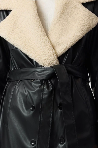 Kadın Moda Şık Oversize Ceket Yaka Uzun Düz Astarlı Oversize Peluş Yaka Detaylı Suni Deri Trençkot - 4