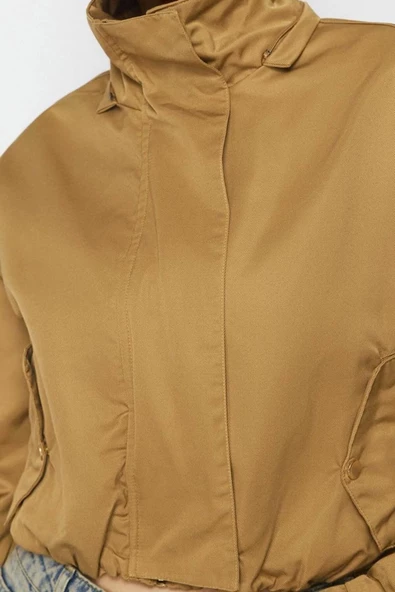 Kadın Moda Şık Bol Kapüşonlu Yaka Crop Düz Astarlı Crop Kol Kıvırma İnce Yağmurluk Rüzgarlık Mont - 4