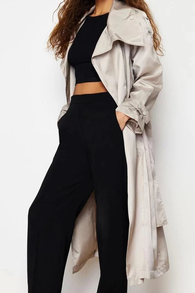 Kadın Moda Oversize Ceket Yaka Uzun Düz Astarlı Geniş Kesim Yaka Cıtcıtlı Parlak Kuşaklı Trençkot - 2