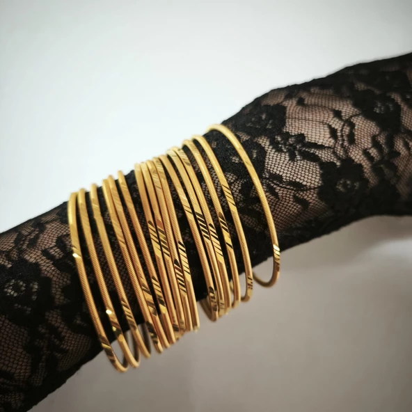 925 Ayar Gümüş Ajda Desenli Gold Bilezik SL9802