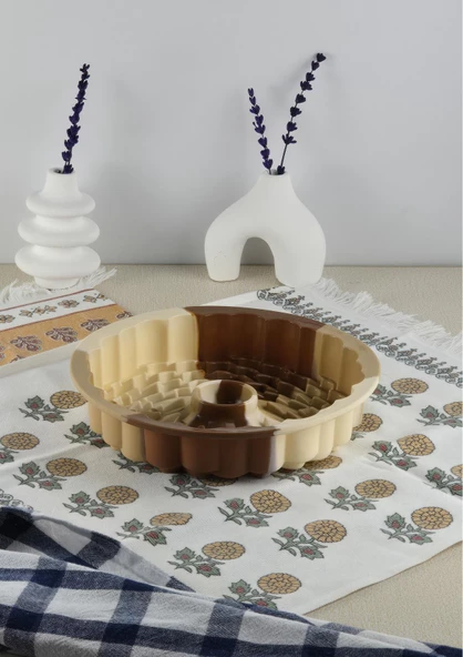 Silikon Kek Kalıbı - Yuvarlak Örgü Dokulu Kalıp - Isıya Dayanıklı, 1 Litre - 2