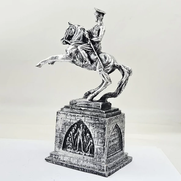 Atatürk Samsun Atlı Onur Anıtı Heykeli Biblo - 6