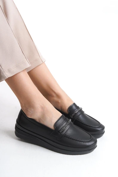 Kadın Önü Parlak Taş Detaylı Rahat Taban Günlük Ayakkabı Loafer - 7