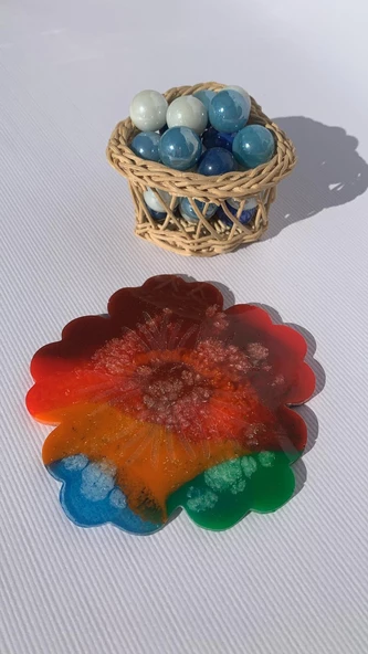 Kırmızı Turuncu Yeşil Su Mavi Gökkuşağı Renkli Çiçek Şekil Epoksi Bardak Altlığı El Yapımı Hediyelik - 2