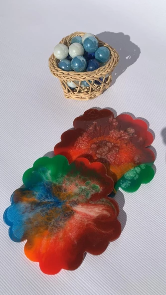 Kırmızı Turuncu Yeşil Su Mavi Gökkuşağı Renkli Çiçek Şekil Epoksi Bardak Altlığı El Yapımı Hediyelik - 7