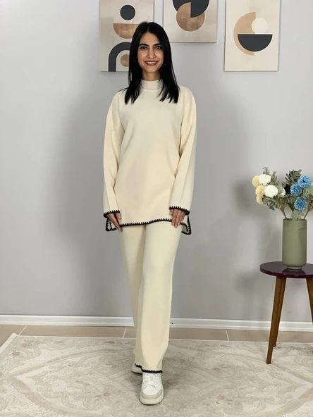 Kadın Çoban Dikişli Rahat Kesim Yarım Balıkçı YakaTriko Takım(Beyaz) - Resim 2