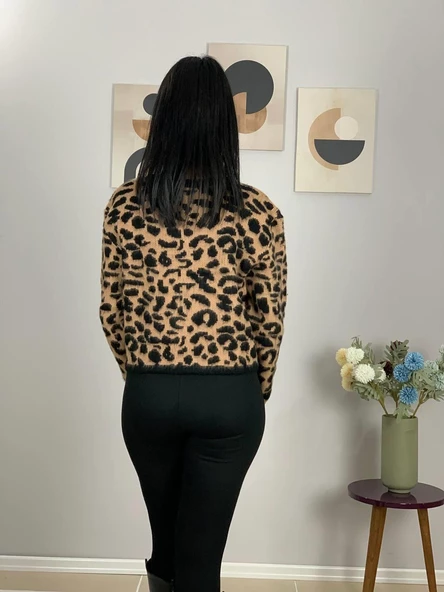 Kadın Siyah Kahverengi Leopar Desenli Kısa Sakallı Triko Hırka - 4