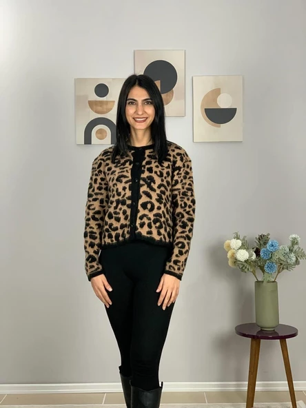 Kadın Siyah Kahverengi Leopar Desenli Kısa Sakallı Triko Hırka - 2