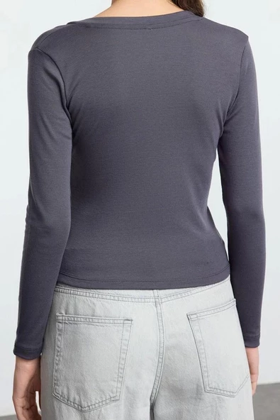 Stil Kadın Yumuşak Kumaşlı Fitted Vücuda Oturan Esnek Bluz Regular Örme Slim Kalıp - 4