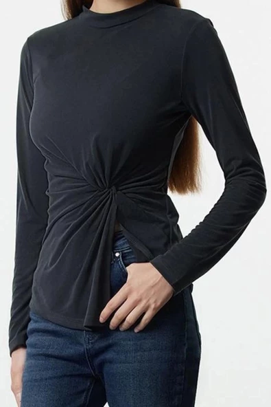 Stil Kadın %100 Modal İçerikli Büzgü Detaylı Bisiklet Yaka Asimetrik Bluz Regular Örme Slim Kalıp - 2