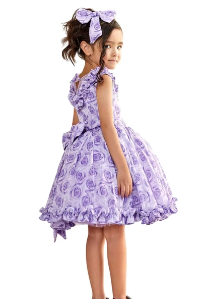 Kız Çocuk Yakası ve Etek Ucu Fırfırlı Üzeri Gül Baskılı Kolsuz Lila Elbise - Resim 6