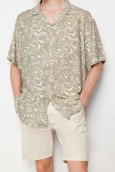 Moda Erkek Apaş Yaka Günlük Oversize Fit Çiçek Desenli %100 Viskon Kısa Kollu Dökümlü Yazlık Gömlek