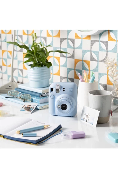 Instax Mini 12 Mavi Fotoğraf Makinesi Ve 10'lu Mini Film - 7
