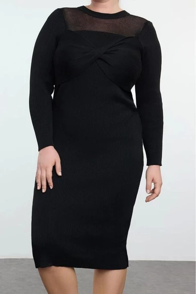 Moda Fitted Bisiklet Yaka Midi Boy Büyük Beden Yaka Detaylı Fitilli Premium Özel İplik Triko Elbise