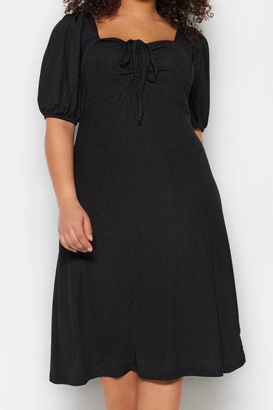 Moda Stil Relaxed Kalp Yaka Midi Boy Büyük Beden Örme Elbise