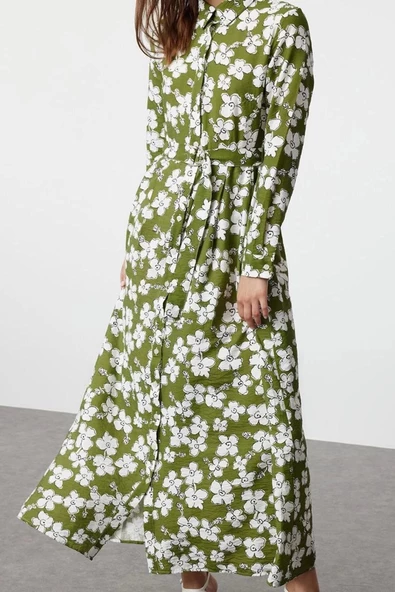 Moda Stil Regular Gömlek Yaka Midi Boy Tesettür Çiçek Desenli Kuşaklı Dokuma Elbise