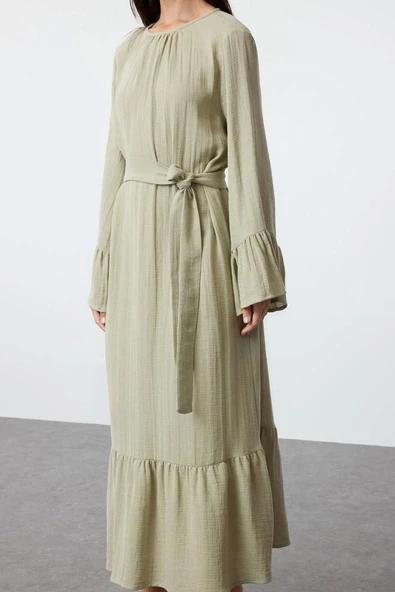 Moda Stil Relaxed Bisiklet Yaka Maxi Boy Tesettür Eteği Fırfırlı Müslin Dokuma Elbise - 6