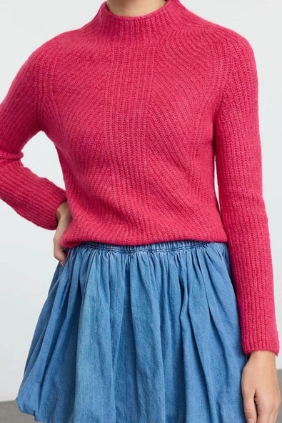 Stil Modern Kadın Regular Reglan Kol Dik Yaka Yumuşak Dokulu Triko Kazak