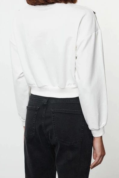 Tarz Regular Bisiklet Yaka Standart Kol Standart Fiyonk ve Taş Baskılı Crop Örme Sweatshirt - 3