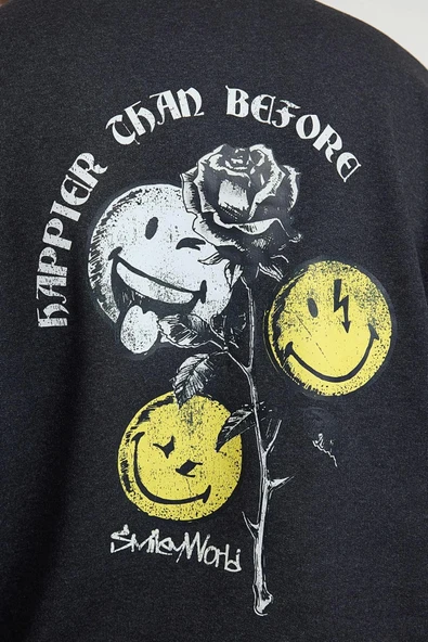 Tarz Bol Bisiklet Yaka Standart Kol Regular Smiley Lisans Unısex Geniş Kesim Sweatshirt - 4