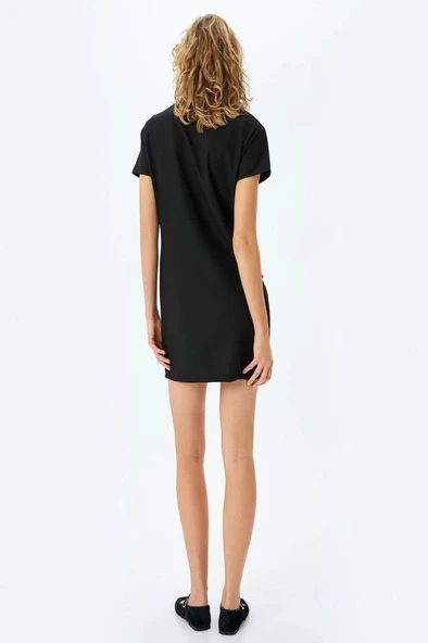 Koton Aplike Detaylı Slim Fit Bisiklet Yaka Kısa Kollu Mini Elbise - 4