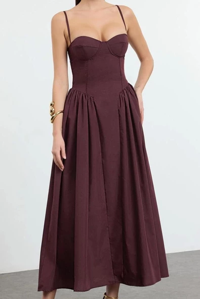 Moda Stil Fitted Kalp Yaka Midi Boy A-Kesim Poplin Dokuma Elbise