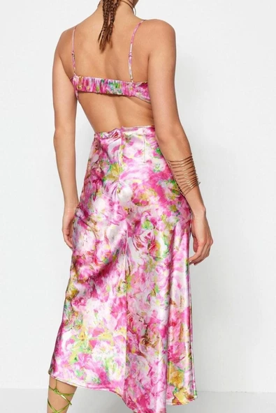 Moda Stil Regular Degaje Yaka Midi Boy Çiçek Desenli Dokuma Saten Şık Abiye Elbise - 5