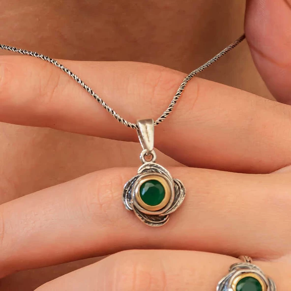 Gümüş Çiçek Desenli Otantik Kadın Kolye SL9844 - Resim 2