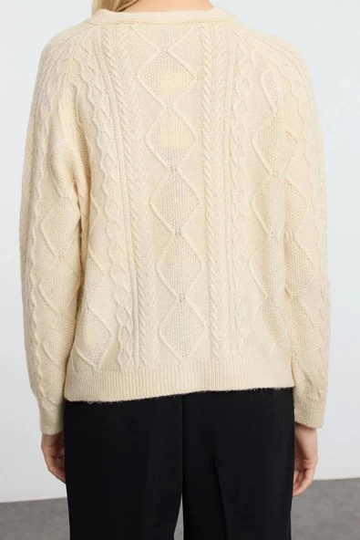 Kadın Modern Tarz Oversize V Yaka Regular Triko Hırka - Resim 4