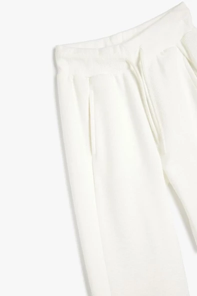 Koton Erkek Çocuk Beli Bağlamalı Cep Detaylı Basic Jogger Eşofman Altı - 3